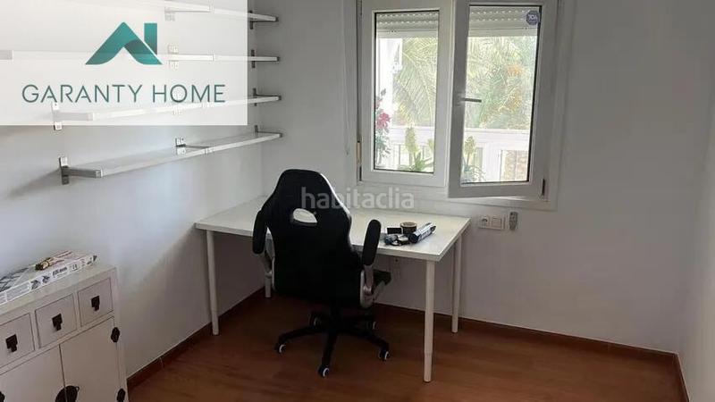 Foto e468e1e2-4c13-4f59-8a1c-4719a00aa677. Rent flat with parking pool in Los Álamos Torremolinos