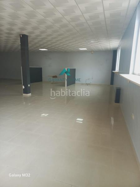 Foto f643f56b-9d6d-41b4-b412-9a246cfc9f07. Affitto capannone industriale in Pilas