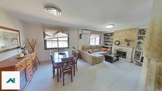 Affitto Chalet in Isla Cristina. Chalet con piscina, jardín y 4 dormitorios  descúbrelo desde cas