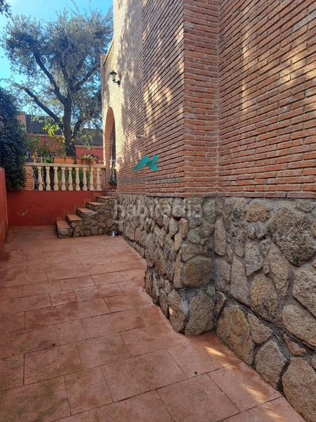 Foto b571831a-20ab-472c-bc5e-32ad0d34d2b2. Chalet mit parking pool in Casar de Escalona (El)