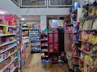 Locale commerciale in La Fama