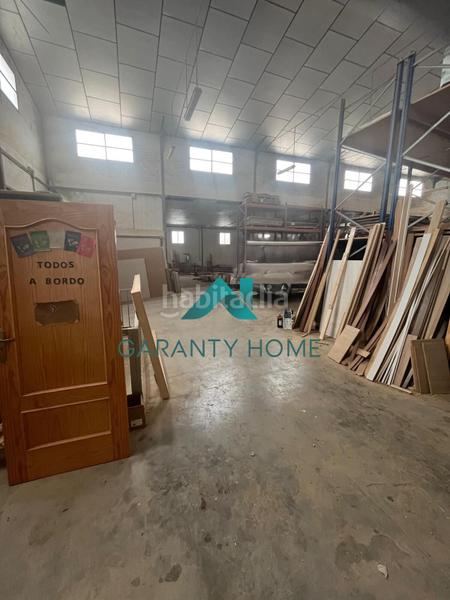 Foto fb947181-1457-4700-8caa-1782d352a7d1. Industrial building in San Francisco Lucena