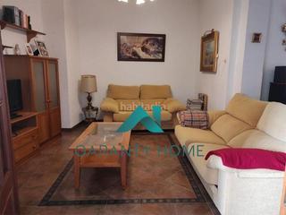 Casa a Priego de Córdoba. Casa amplia con patio en el centro de priego de córdoba