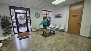 Lloguer Local Comercial a Les Tendetes - Avenida Burjassot. Local de alquiler en les tendetes  avenida burjassot, valencia