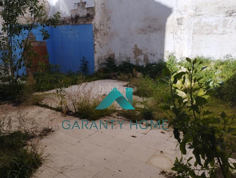 Foto 1bec7d16-6a53-465b-b908-2dd79954d214. Terreny residencial a Centro Lucena