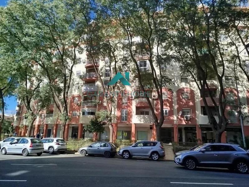 Foto 095d5fd4-eb68-48e5-b191-e80ac1ee1de6. Rent business premise in colores - entreparques Sevilla