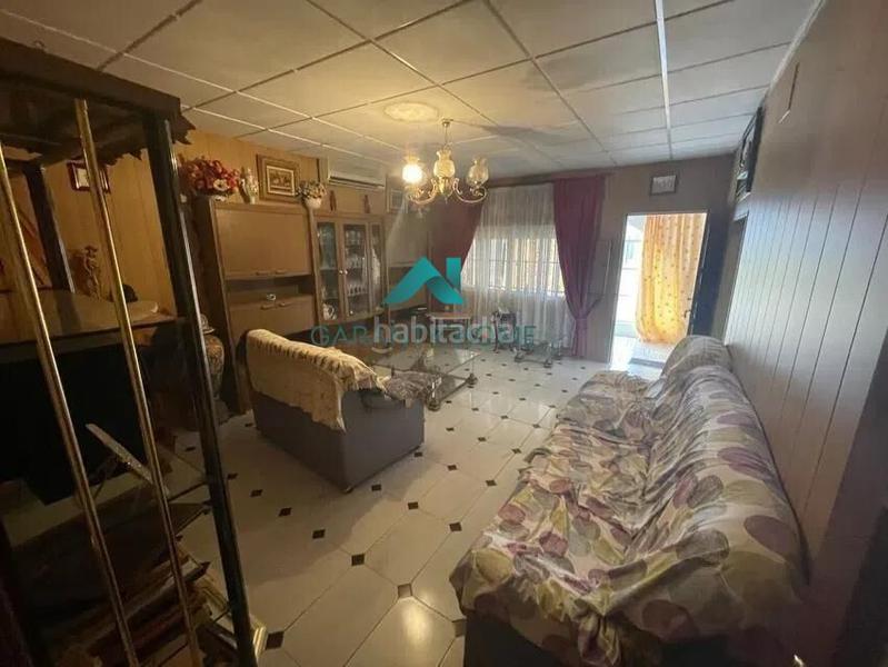 Foto 0b1b88f3-1bfe-4f90-9191-3f213114689e. Chalet  en venta en ctra de sevilla ronda sur, en Badajoz