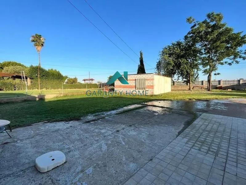 Foto 7bb2fa66-cb37-45c5-a775-0ae3a78345b1. Chalet  en venta en ctra de sevilla ronda sur, en Badajoz