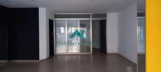 Lloguer Local Comercial a Santa Marina. Local en alquiler  zona corte inglés, badajoz