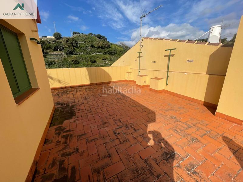 Foto ca908397-6b66-4546-9bbd-8fbb34996314. Casa amb aparcament a Algarrobo pueblo Algarrobo