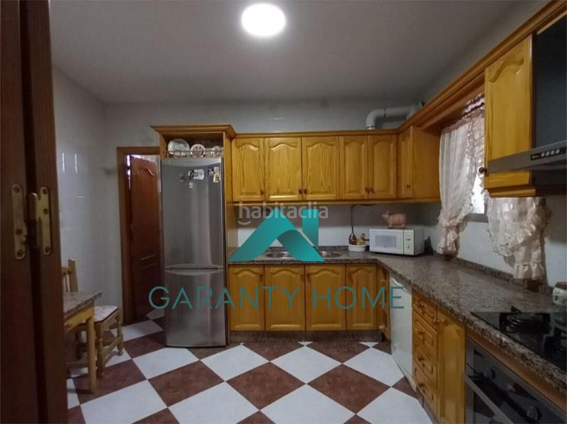 Foto 268d9e93-239c-4bea-9ba8-43c6e02ad8ed. Casa a Rute