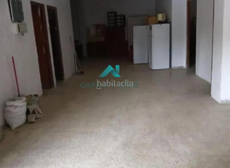 Foto 30315561-b627-411c-8cba-e9e4a653970d. Lloguer local comercial a Centro - Sagrario Granada