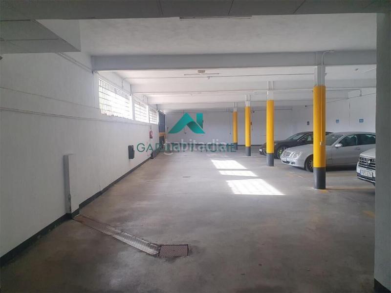 Foto b466e370-b7ae-4600-9257-c9f5310e71a3. Ufficio con parcheggio in Angustias - Chana - Encina Granada