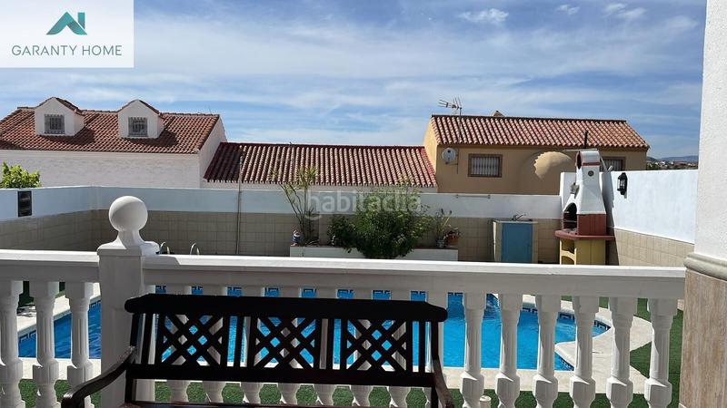 Foto 5d541961-8f33-45b4-98a1-657d88244455. Casa aparellada amb calefacció aparcament piscina a Málaga