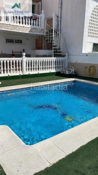 Foto 6d19118b-9b87-4191-848f-ab33aa1f053b. Casa aparellada amb calefacció aparcament piscina a Málaga