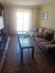 Miete Etagenwohnung in Carmelitas. Piso de alquiler para estudiantes en tejares  chamberí  alcades,