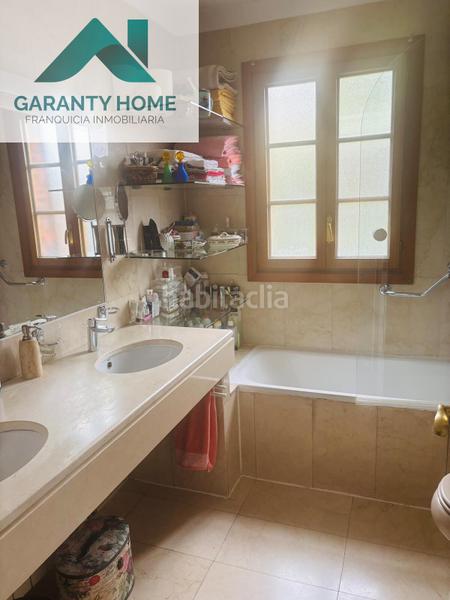 Foto 15f1ef45-76e7-44a6-9a34-5ca337971f9e. Chalet avec chauffage parking piscine dans Montealina Pozuelo de Alarcón