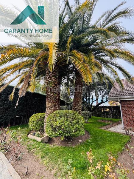 Foto 40c5751f-e362-4c4f-b475-94aa21624d47. Chalet avec chauffage parking piscine dans Montealina Pozuelo de Alarcón