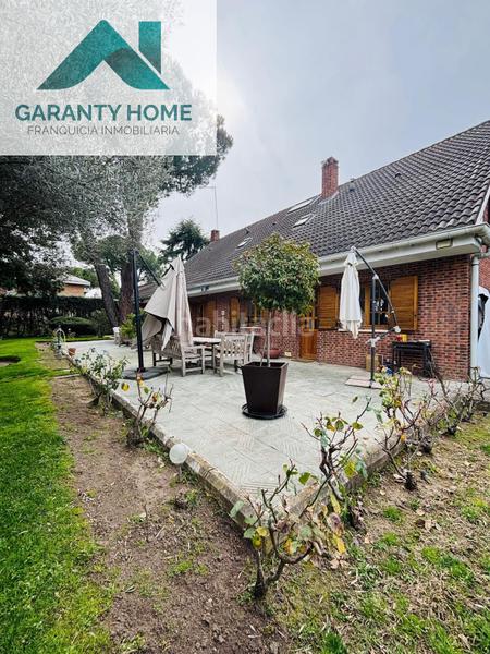 Foto 98633f57-9c45-4e9f-8e7e-1502618f61b5. Chalet avec chauffage parking piscine dans Montealina Pozuelo de Alarcón