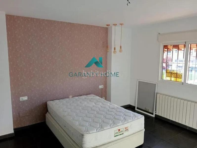 Foto baab3672-39ca-4b12-b548-25ce7858a0b2. Casa adossada amb calefacció aparcament a Santo Angel Murcia