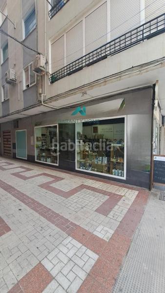 Foto 61e8545c-18ea-4d8f-8659-b2866255c605. Locale commerciale in Barrio de Zaidín Granada