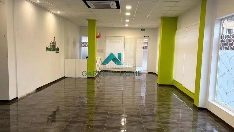 Foto 8f9a61eb-4da2-4edc-b97e-ae6fc26339bd. Location local commercial dans Nules