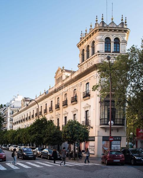 Foto 8d4d7e30-c604-40ff-ad00-0e3e515ca6af. Rent business premise in Arenal - Museo Sevilla