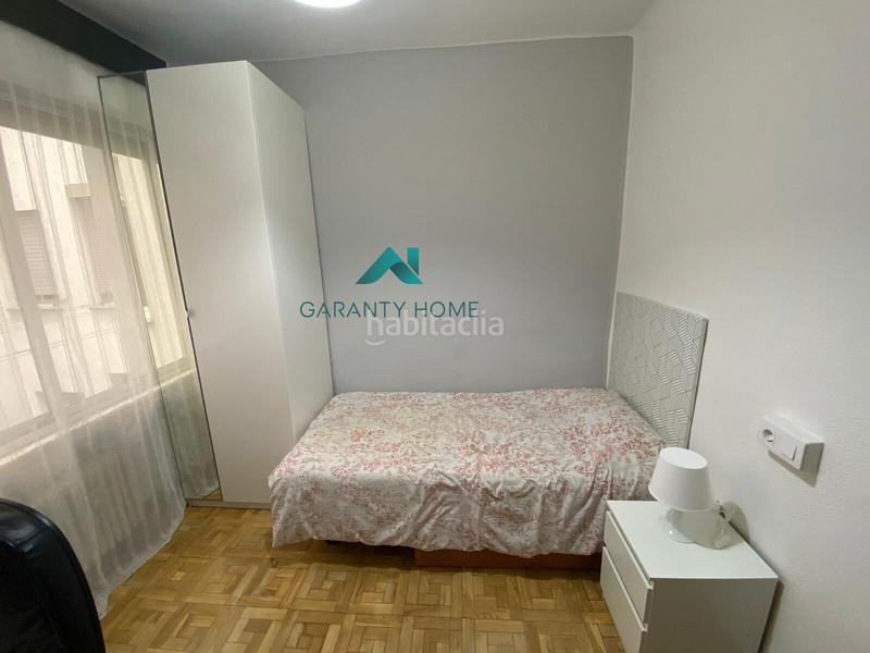 Foto c06ce593-17d8-417e-8142-6317088b1110. Alquiler piso encuentra tu hogar perfecto ! en Salesas Salamanca