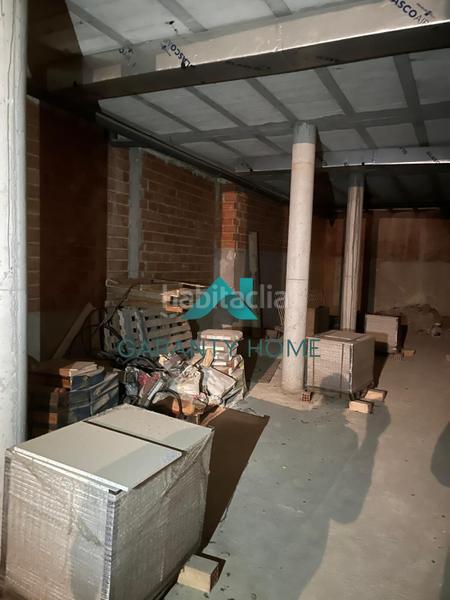 Foto 3e68ec3c-4a3b-40eb-8821-5433c2439380. Alquiler local comercial se alquila local en el Centro en Lucena