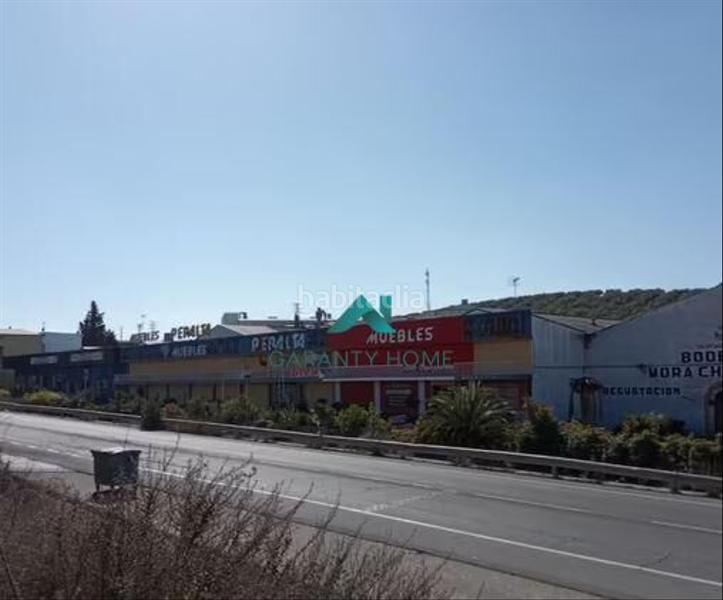 Foto b32ca4e9-a99e-4348-8cbe-b57a0fada8c9. Nave industrial se vende navelocal comercial en El Valle Lucena