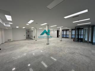 Lloguer Local Comercial  Calle calle de lorenzo bosquet. Local en alquiler en esquina comercial de alta visibilidad  cosl