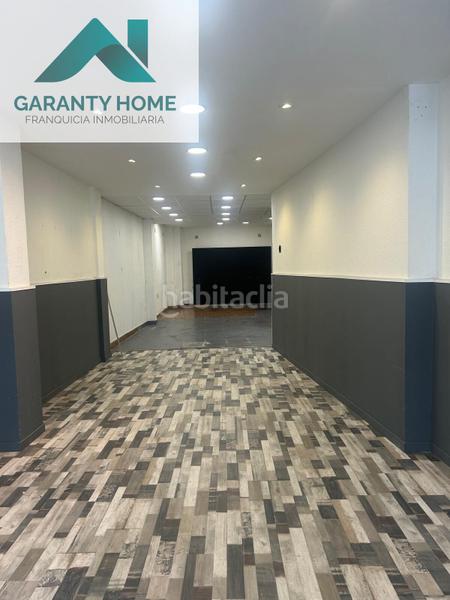 Foto 765c6309-d4e2-4d2b-b2a2-d3db8a4626d3. Lloguer local comercial a Triana Casco Antiguo Sevilla