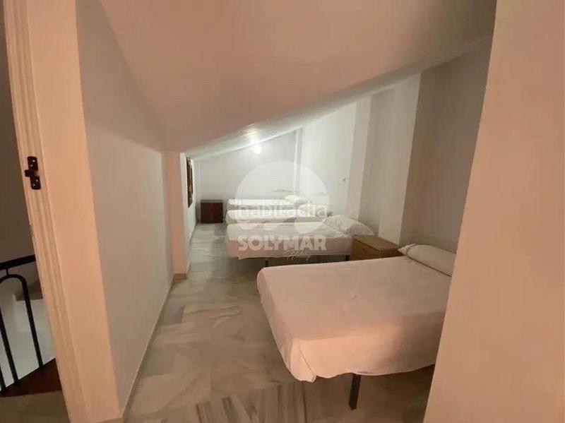 Foto 8af16c78-b4e0-4993-9535-3f490de21e4c. Casa a schiera con parcheggio piscina in Paseo Marítimo de Levante Torre del Mar