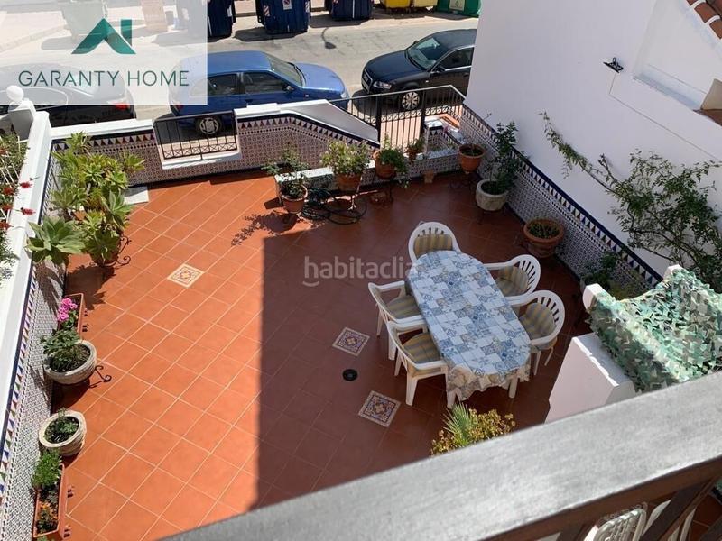Foto e0bb4b1e-cc73-4572-89dc-000e84b33010. Casa a schiera con parcheggio piscina in Paseo Marítimo de Levante Torre del Mar