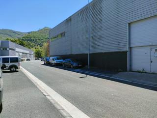 Nau industrial a Azpeitia. Se vende amplio pabellon diafano