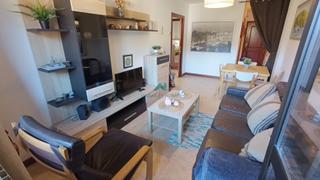 tico  Canton (el). Se vende tico en limpias