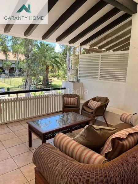 Foto df839752-de5a-4e50-80c1-a9fdc659b0e2. Flat with parking pool in Puerto Banús Marbella