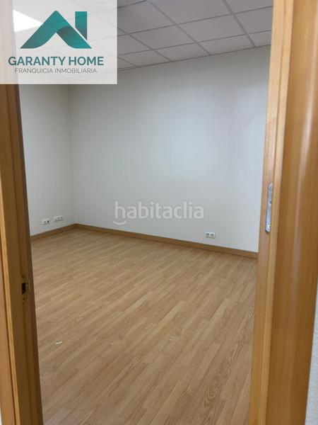 Foto 8954ebfc-7672-414e-bc5f-1d8a8bb7609f. Alquiler local comercial  equipado en Ugena