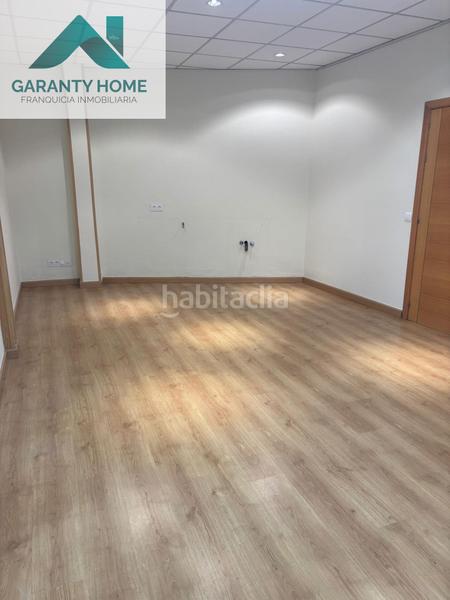 Foto c7bd214d-9267-438c-8e26-b25eb6691494. Affitto ufficio in Ugena