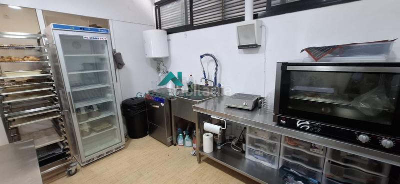Foto e53d0310-eb9b-479b-9c48-2f2e8dffb25c. Alquiler local comercial local en traspaso en arco norte, en Dos Hermanas
