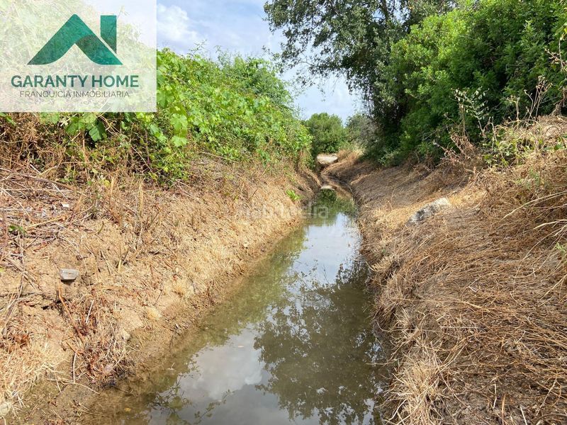 Foto 9ef6d900-d98b-447c-88bd-8c2f64f6b55d. Masia amb aparcament piscina a Martos