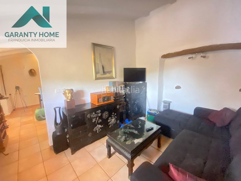 Foto a4acad08-4ecf-4df7-a539-f50f37c89559. Masia amb aparcament piscina a Martos