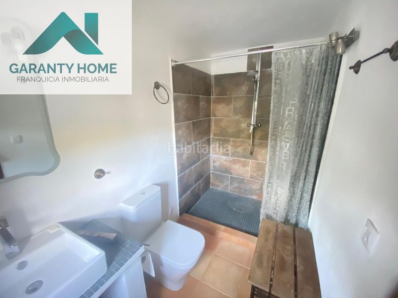 Foto a593cdc7-07af-46b8-ab48-5fe0908ab28b. Masia amb aparcament piscina a Martos