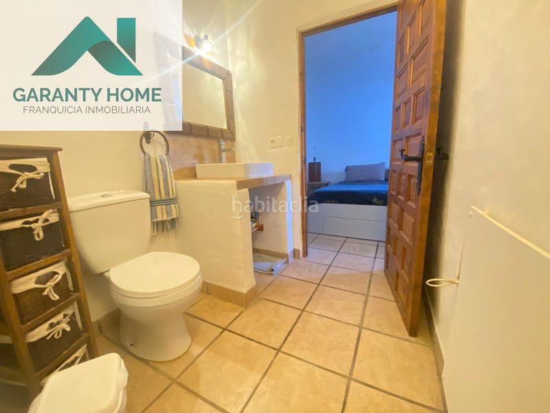 Foto c17a335d-2e05-4bde-aebf-f82451cae615. Masia amb aparcament piscina a Martos