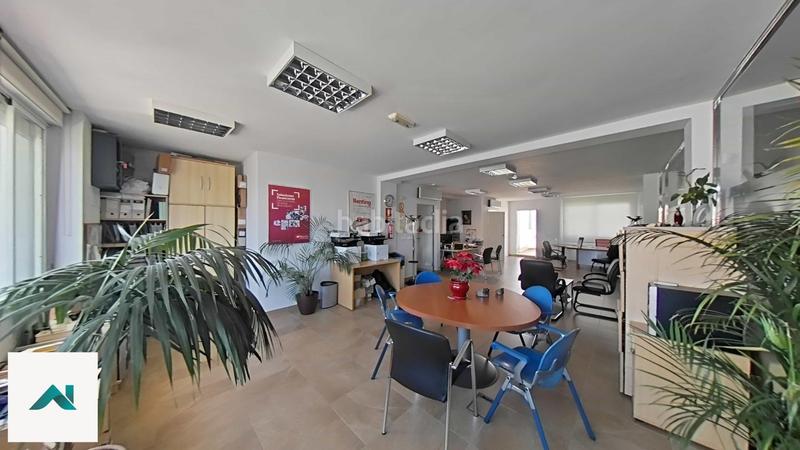 Foto 87dc3ded-35d4-41d8-ba00-1b818de841e4. Locale commerciale in Lepe