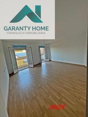 Pis a Torre del Campo. Piso de 3 dormitorios con trastero y terraza comunitaria  a 5 mi