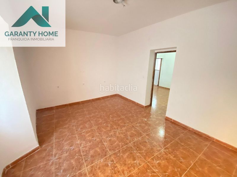 Foto d943935d-3bdf-4589-a09d-16ab538cc7b7. Casa a Martos