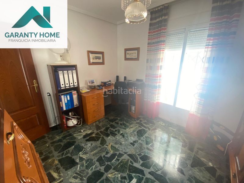 Foto 536b23aa-a95a-478f-ace3-fdfa8ce405d0. Casa amb calefacció aparcament a Martos