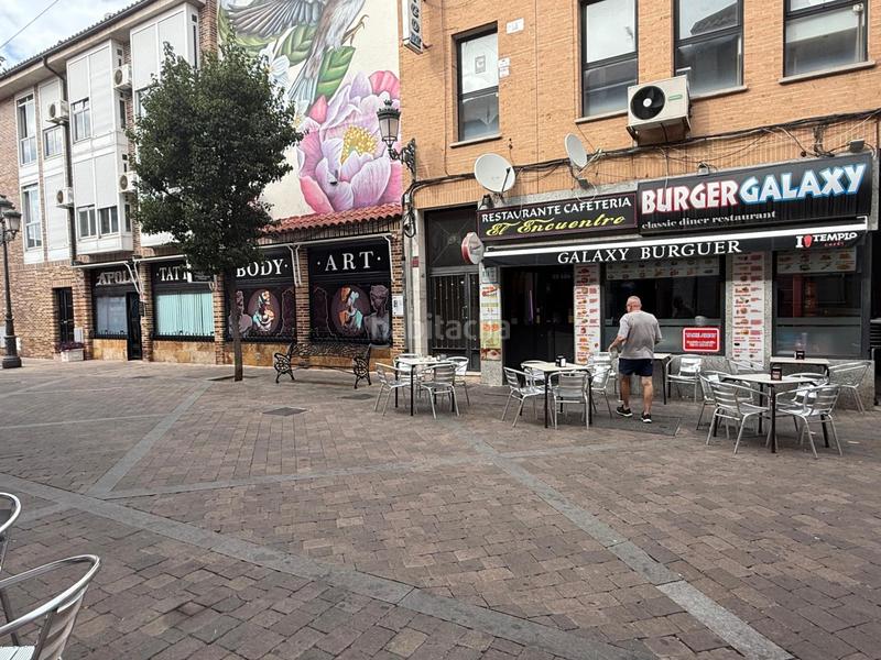 Foto ae8feeee-0d3b-4a2c-8605-a810475e8281. Alquiler local comercial traspaso de cafetería en el corazón ! en Fuenlabrada