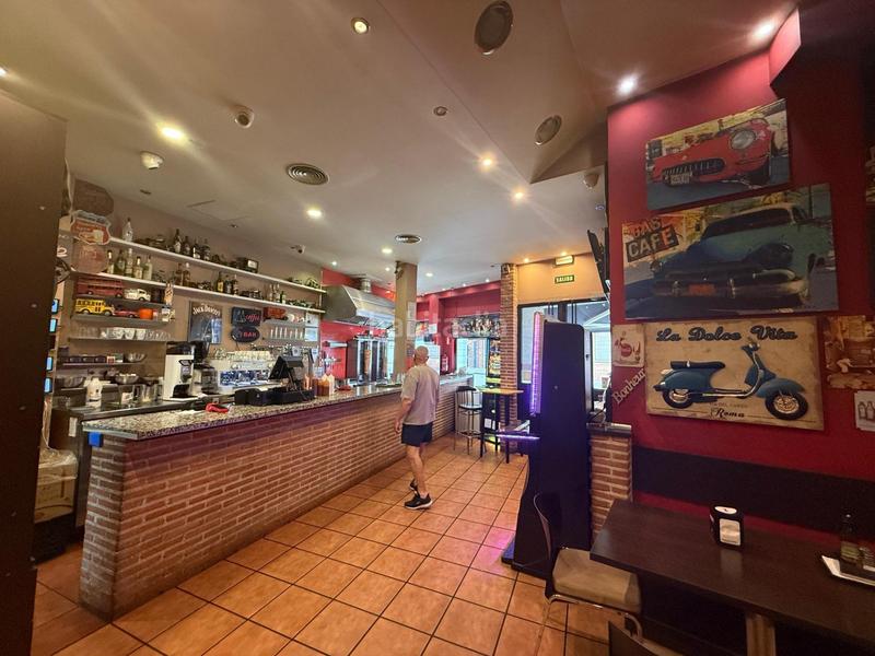 Foto d084e8a7-d396-4165-8af3-f30c9bd57534. Location local commercial dans Centro Fuenlabrada